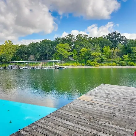 Schooner Creek Cabin With Fishing, Boating And More!